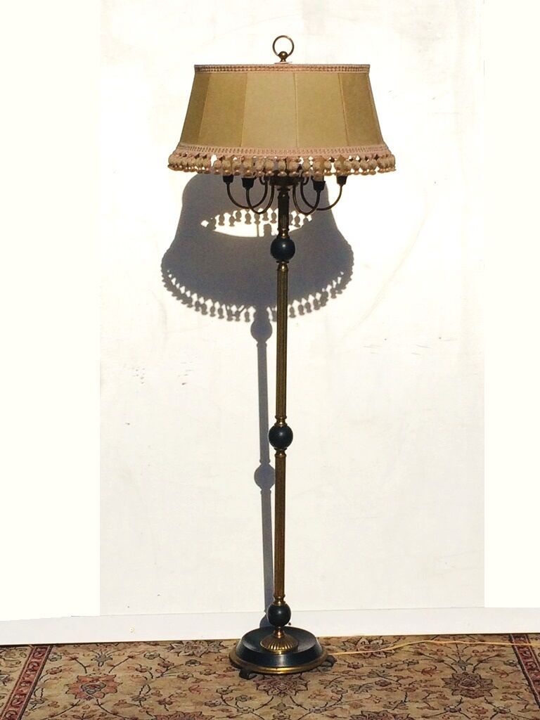 Floor lamp " Hollywood Regency ". Vintage