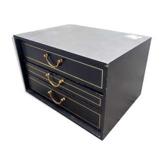 Furniture 3 drawers old vintage housewife