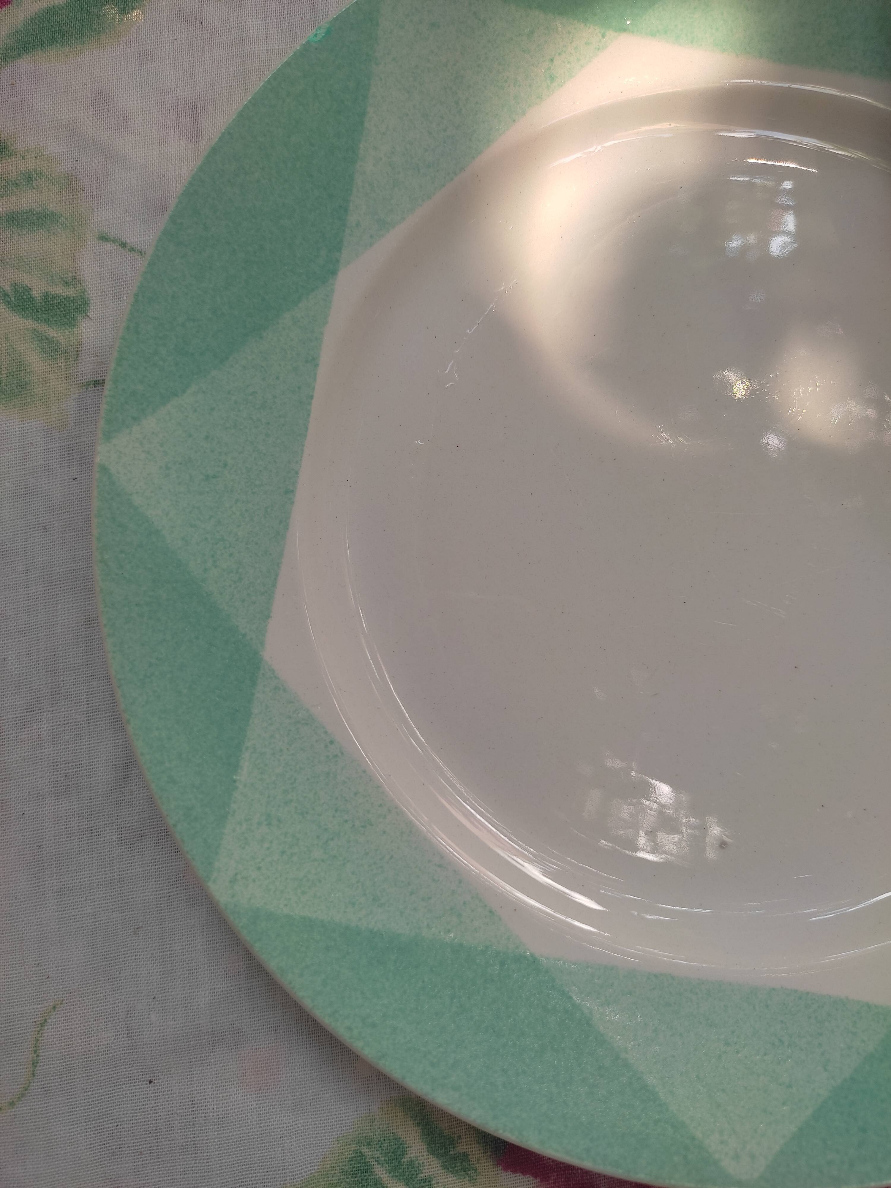 5 retro plates in Badonviller earthenware