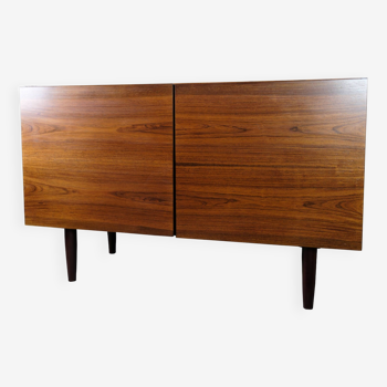 Buffet réalisé en palissandre des années 1960