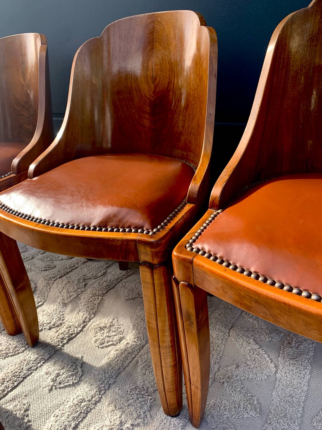 4 vintage Art Deco chairs in wood and cognac leather