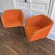 Paire de fauteuils orange 1970