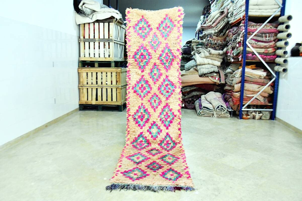 Moroccan Berber carpet hallway Boujaad vintage 280 x 75 cm