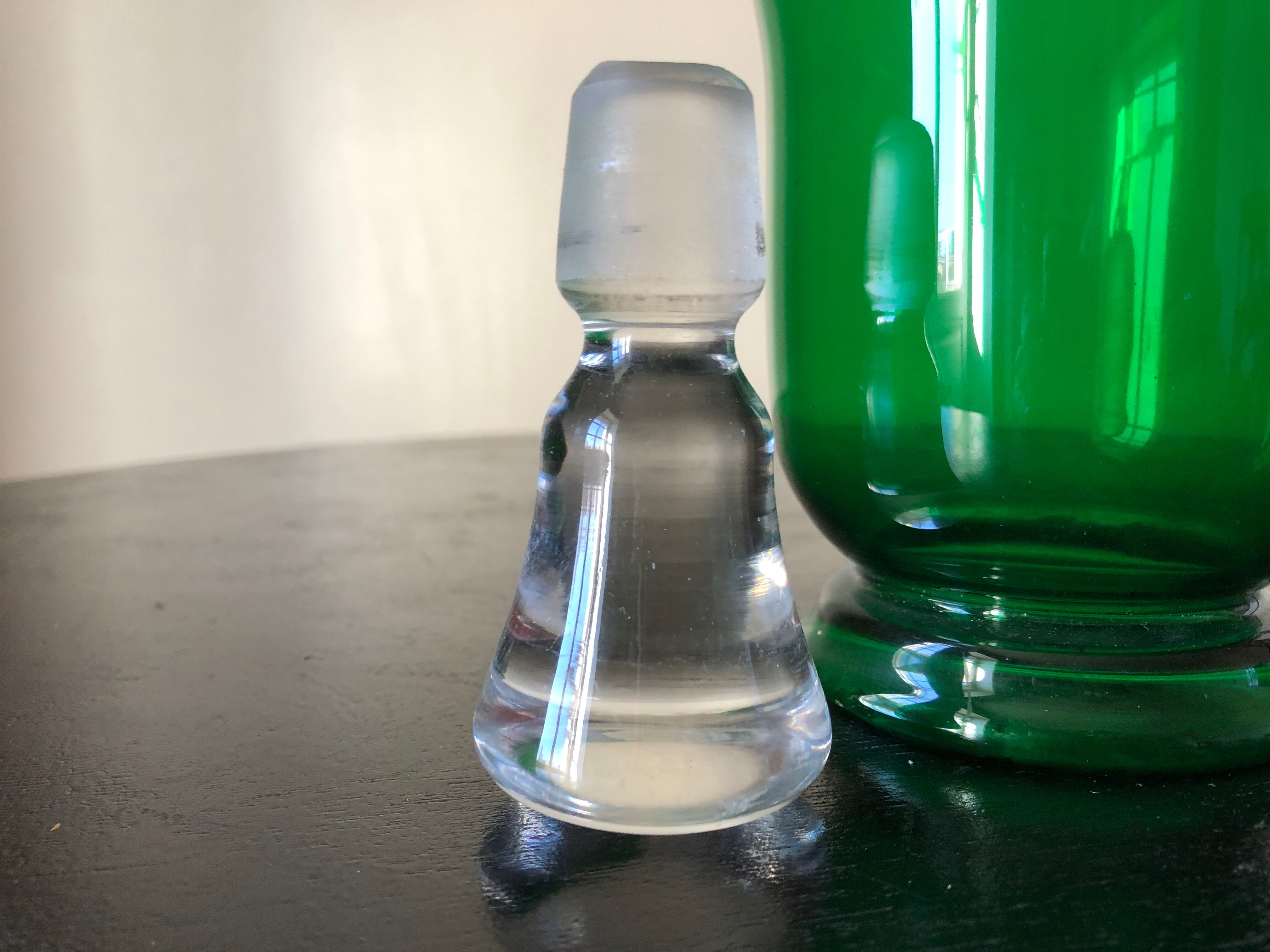 Carafe verte 1930