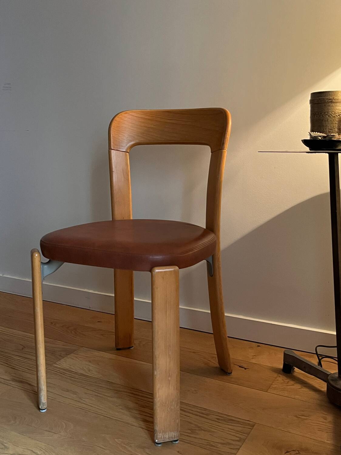 Chaise Bruno Rey en bois et cuir