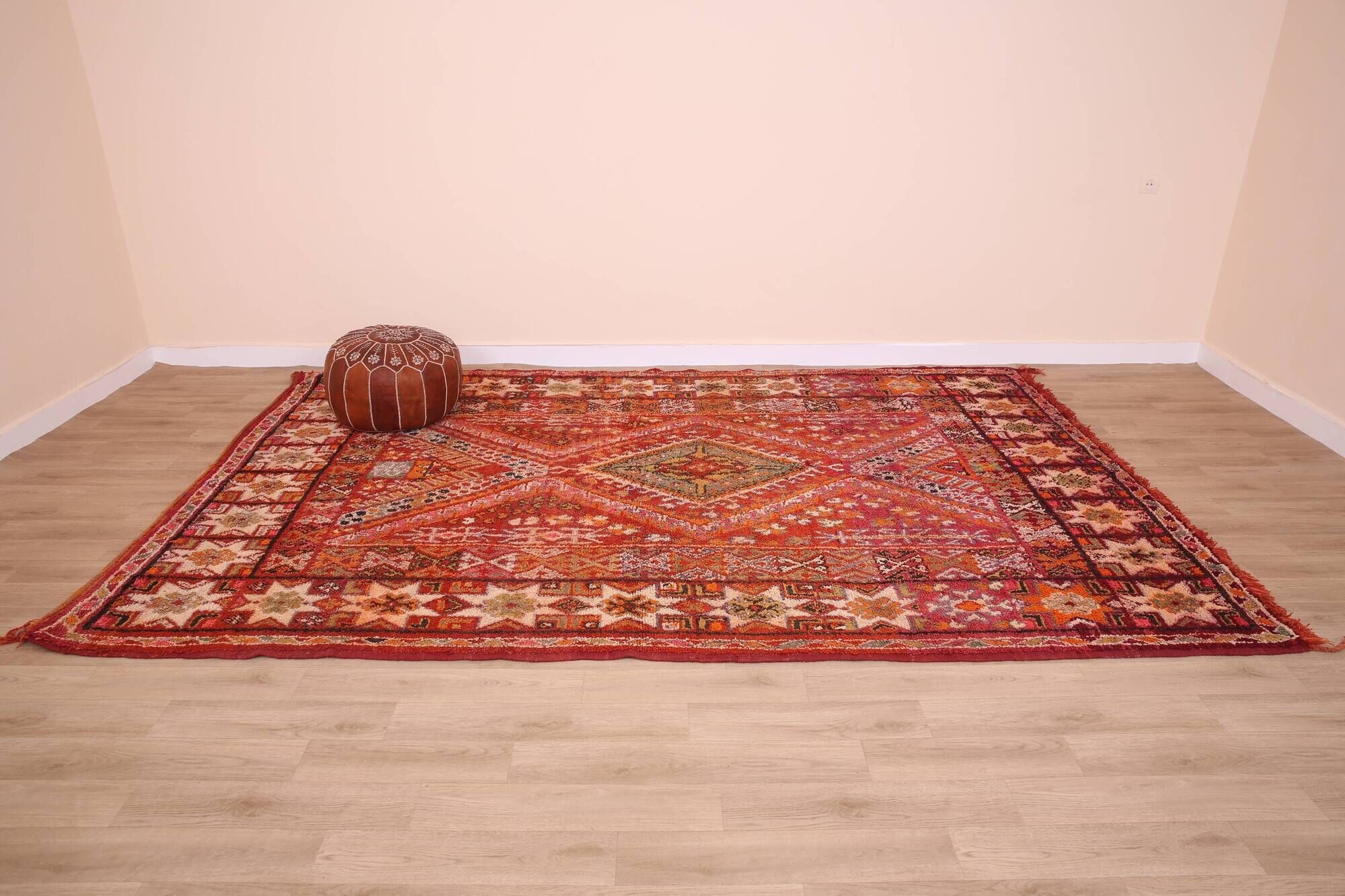Vintage Moroccan Wool Rug 214 x 325 cm, Berber Handmade Rug Unique