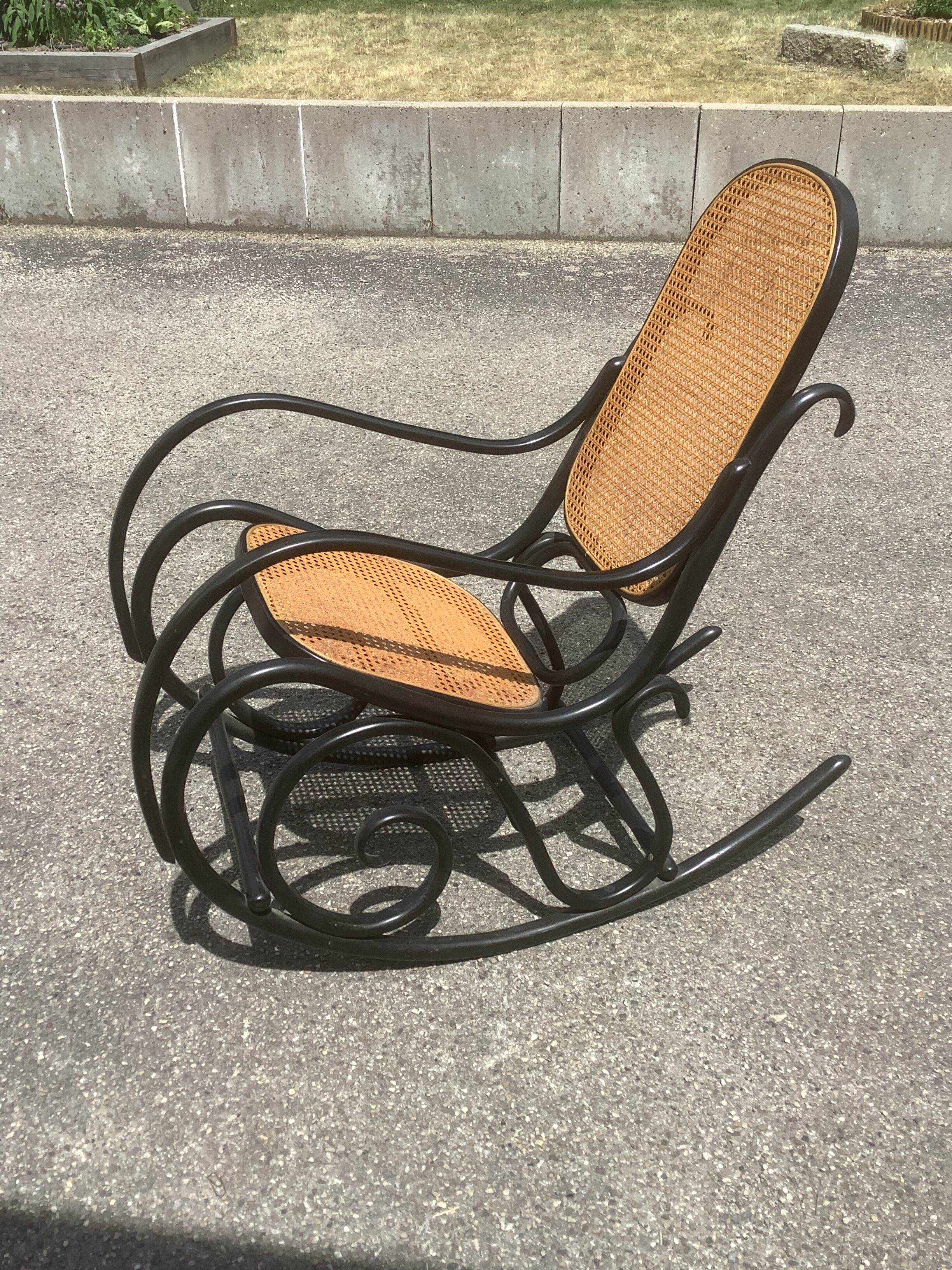 Rocking chair Thonet