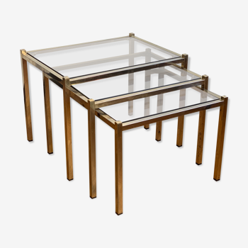 Golden trundle table