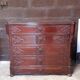 Chest of drawers with 5 drawers.