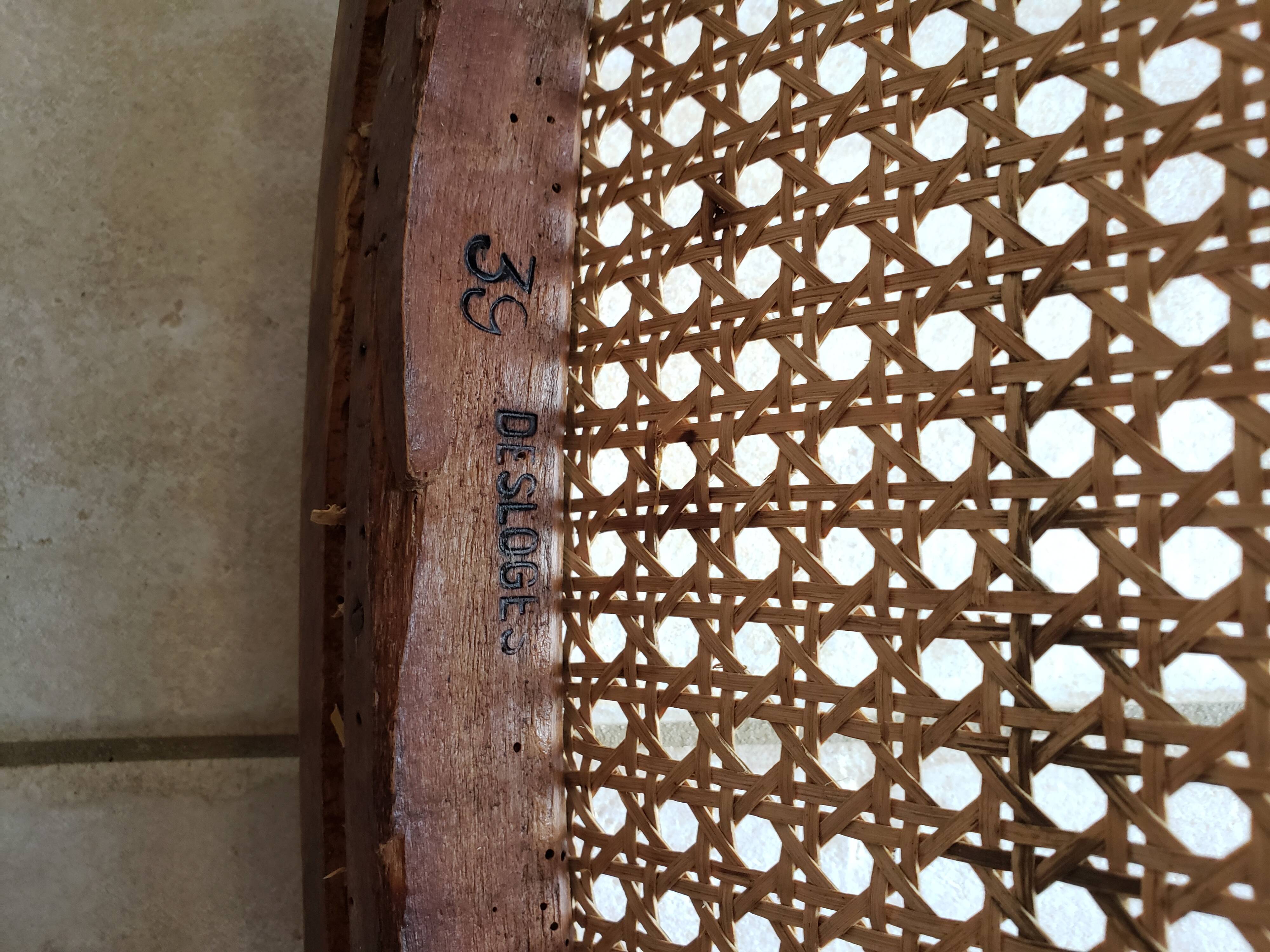 Ancienne chaise cannée desloges 39