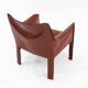 Fauteuil Cassina Cab 414 de Mario Bellini en cuir bordeaux Ital