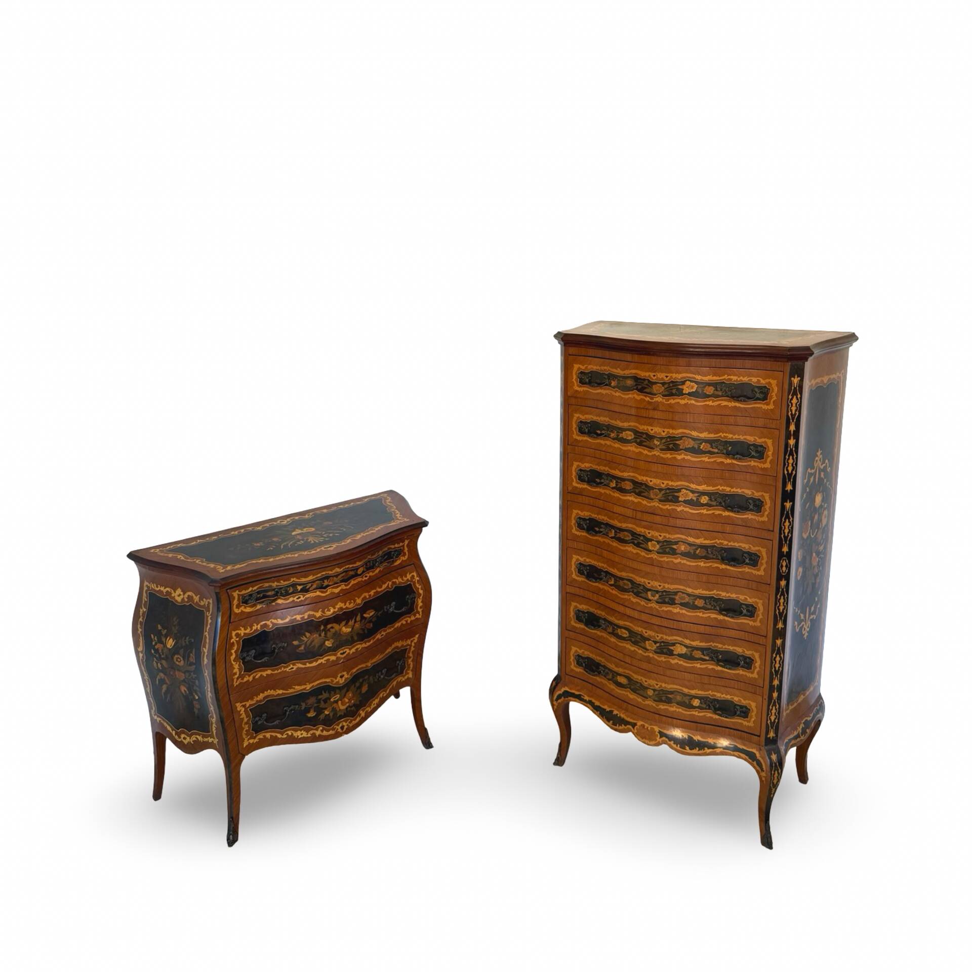 Wooden bedroom suite with inlays in mid-century Italian style, by Pacifici Prete, Rome.
