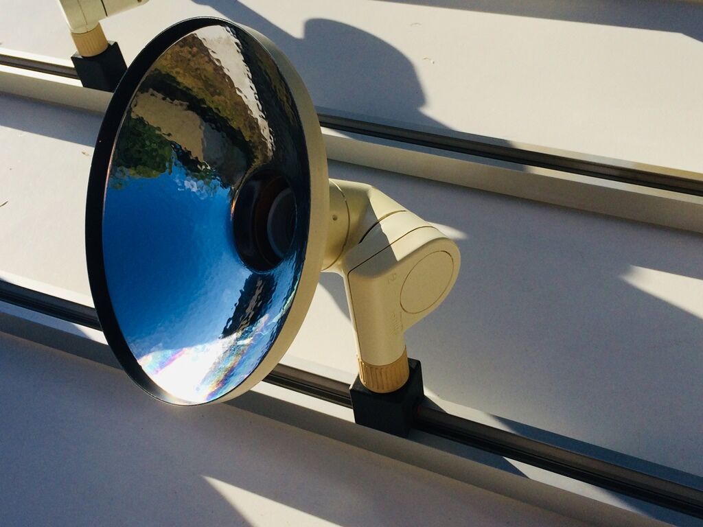 8 spots and 3 rails philips vintage 80s