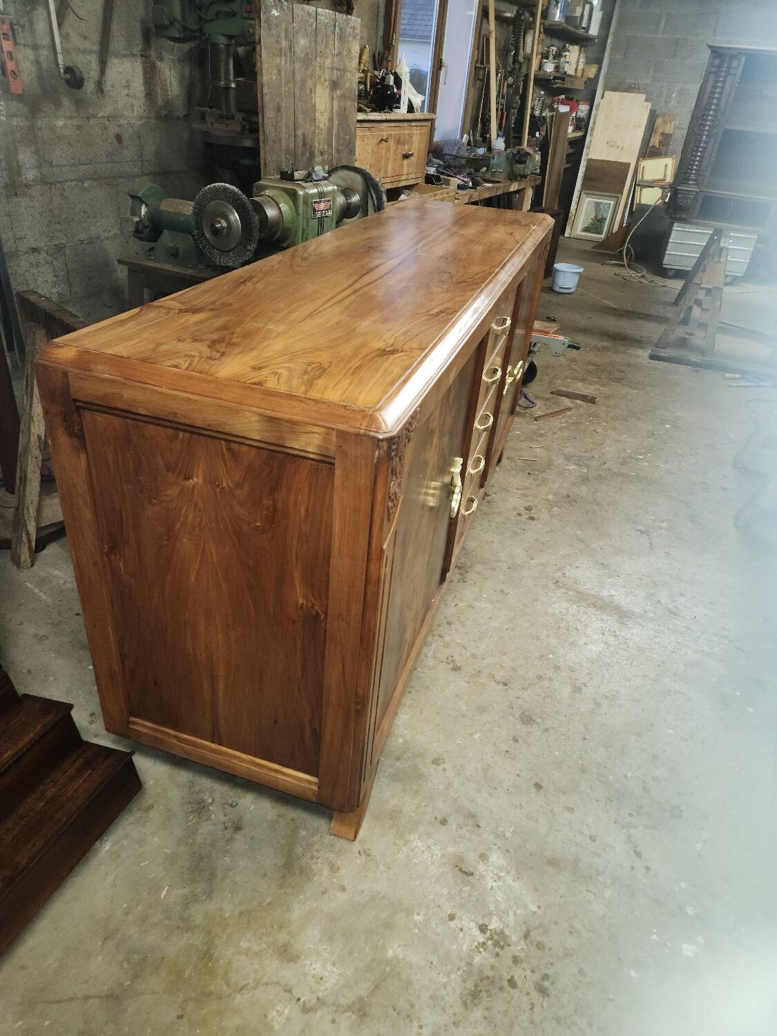 Sideboard in walnut art deco