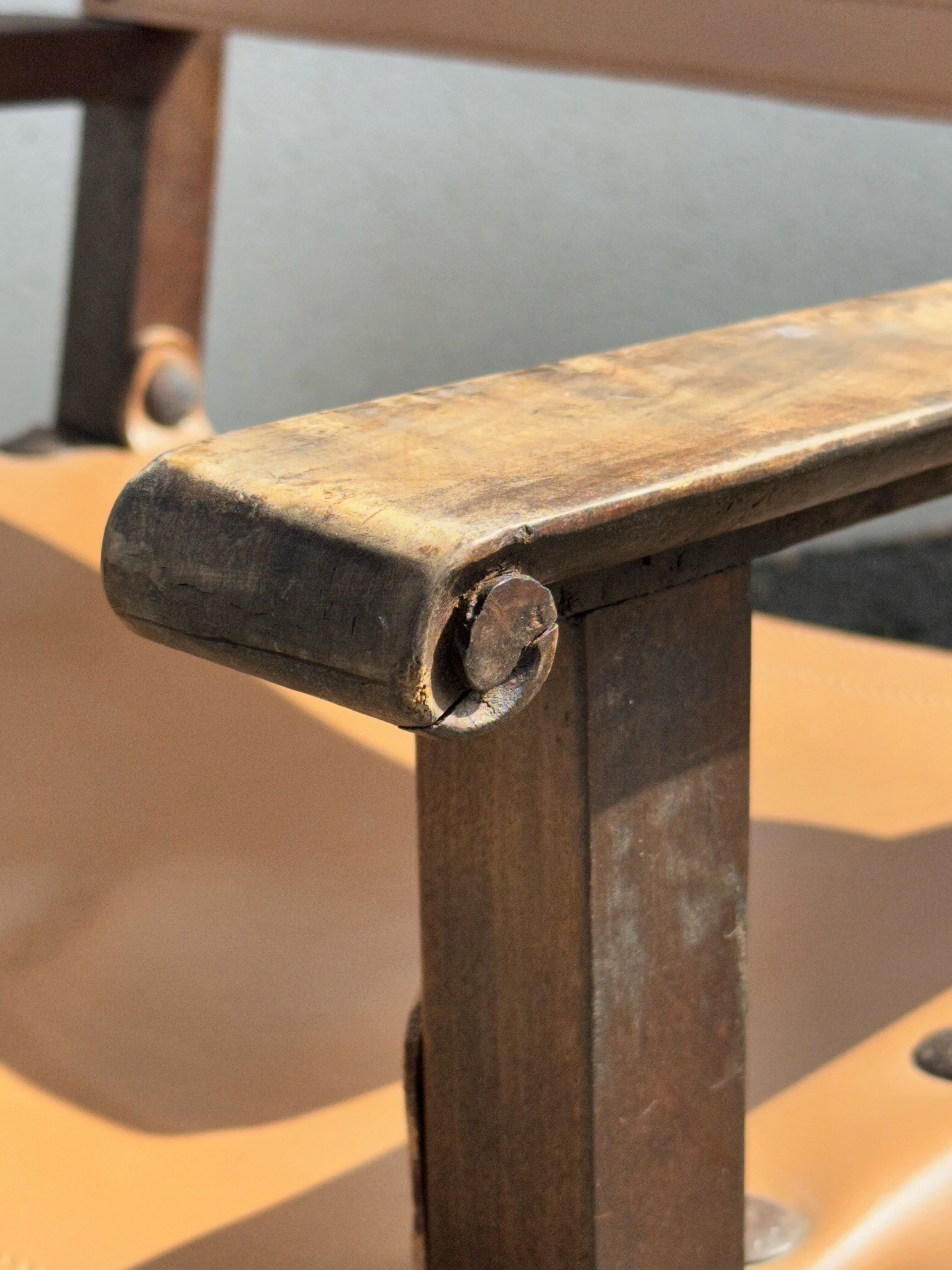 Brutalist armchair in wood and leather 60s
