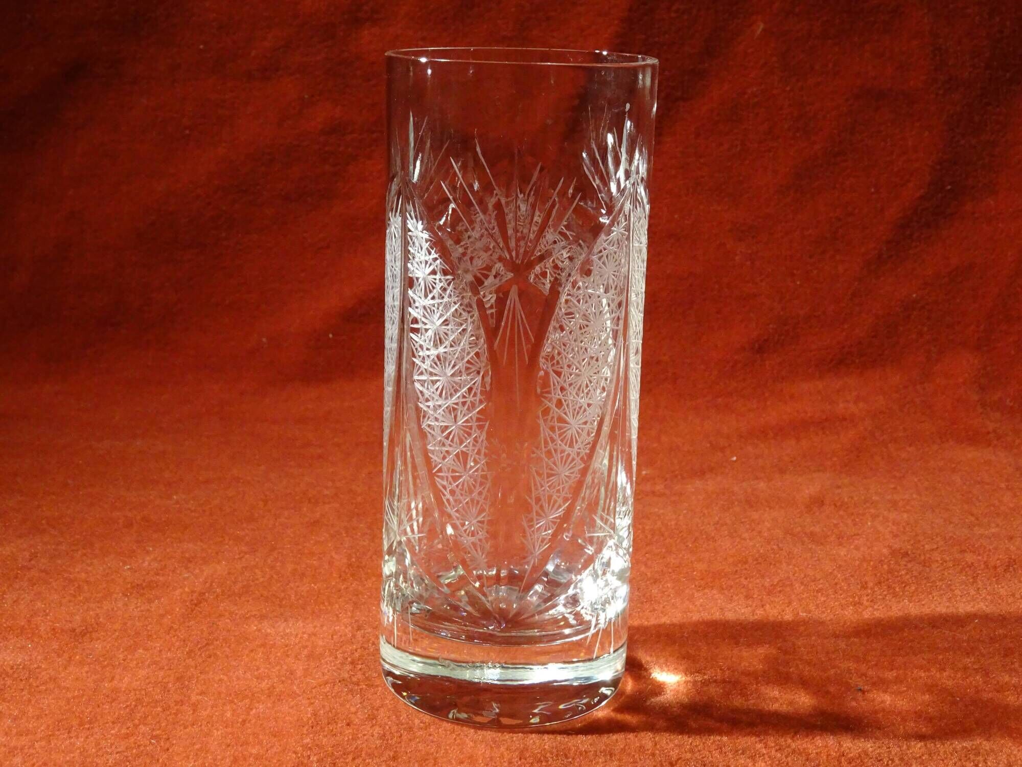 Set de 6 verres à orangeade tumbler en cristal taillé    ht 14,5 cm   ref 197/2