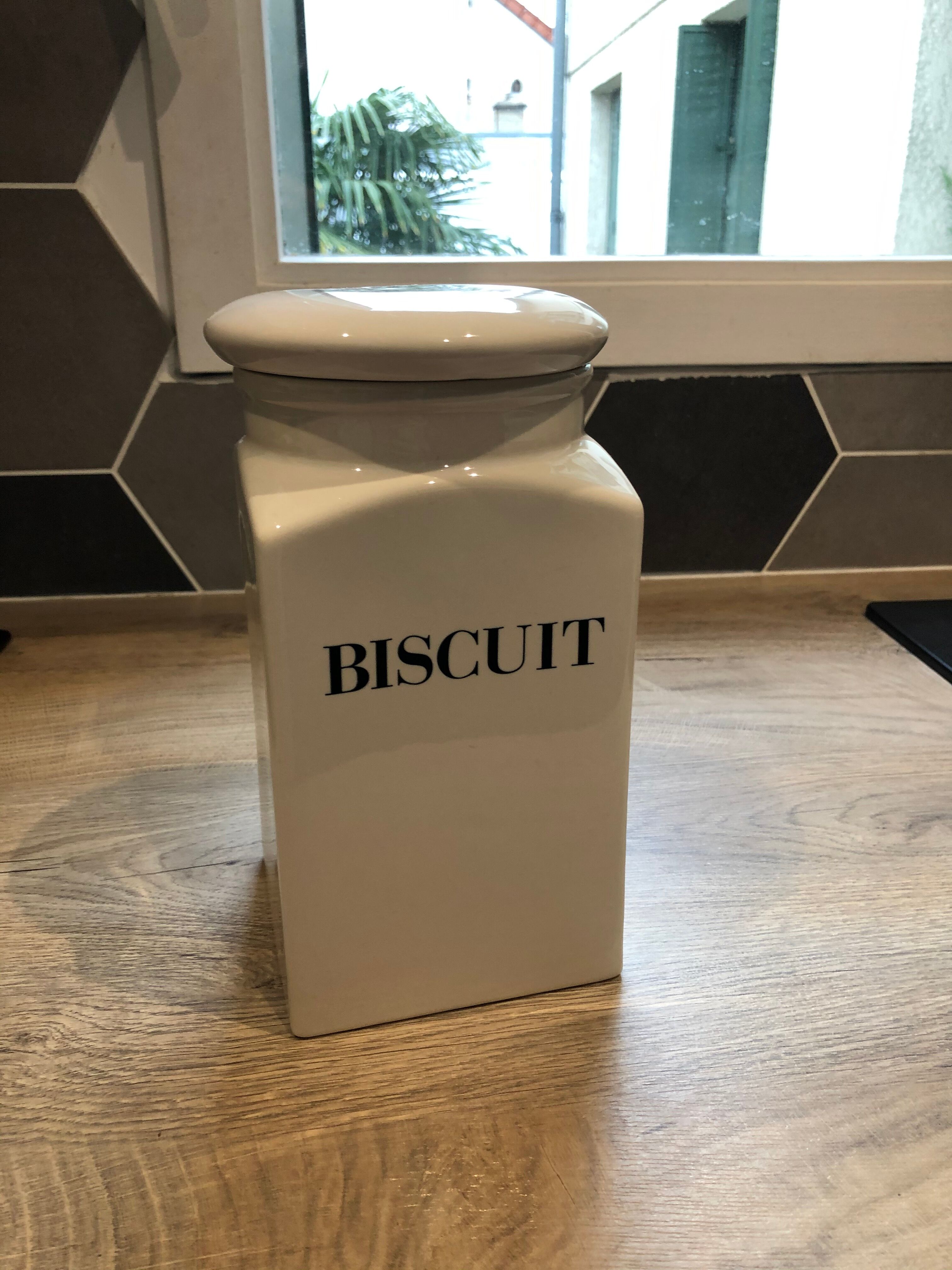 Cookie pot - Habitat Brand