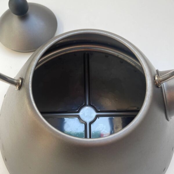 Service à thé Birdy 9093 par Michael Graves pour Alessi, Italie