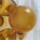 Verres chopes en verre soufflé ambré , années 70