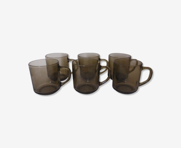 6 mugs en verre transparent fumé marron