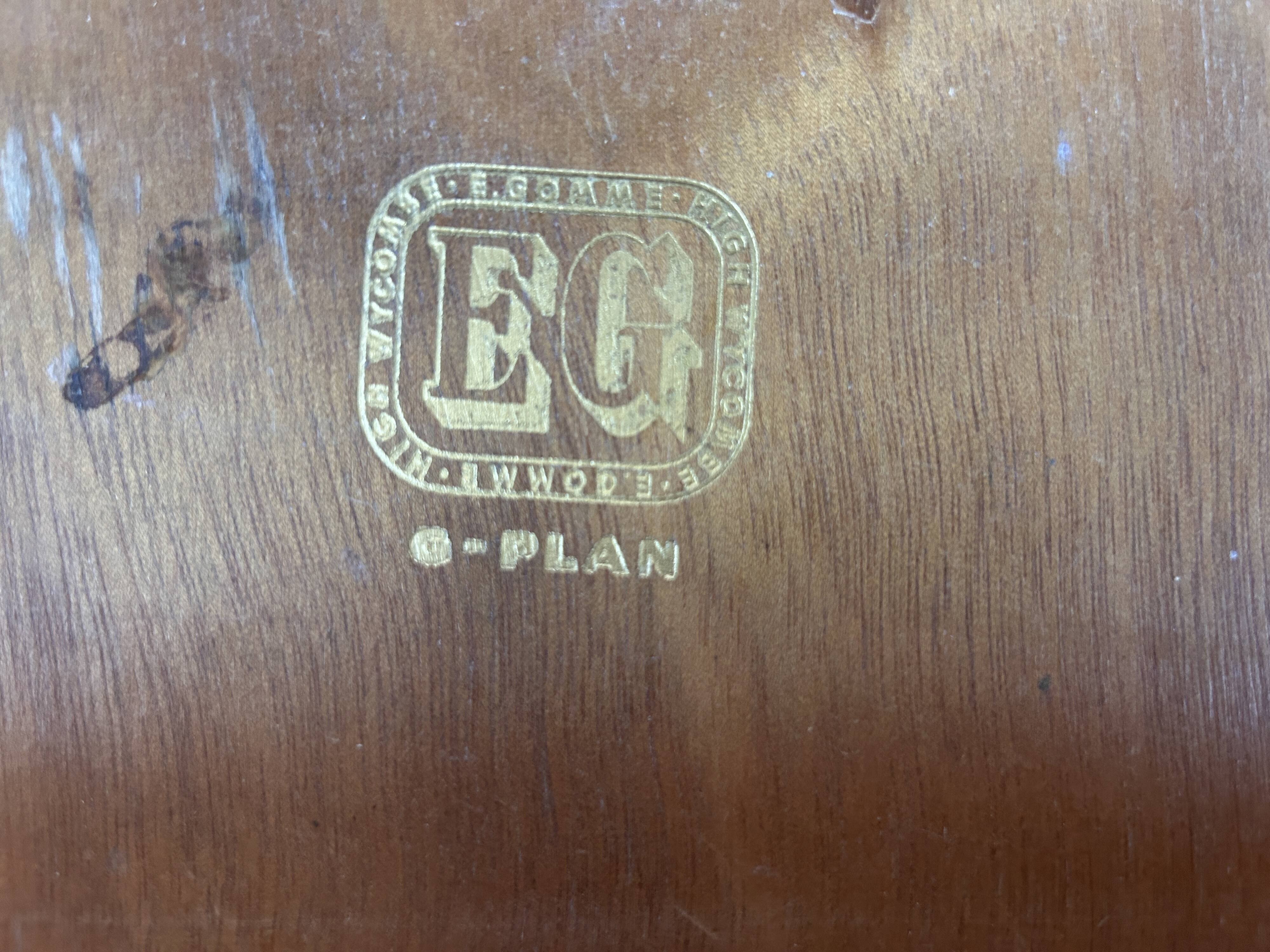 Mid-Century Retro Vintage Teak Floating-Top Desk by GPlan E. Gomme – 1960