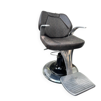 BARBER CHAIR