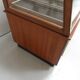 Vitrine de boulangerie vintage