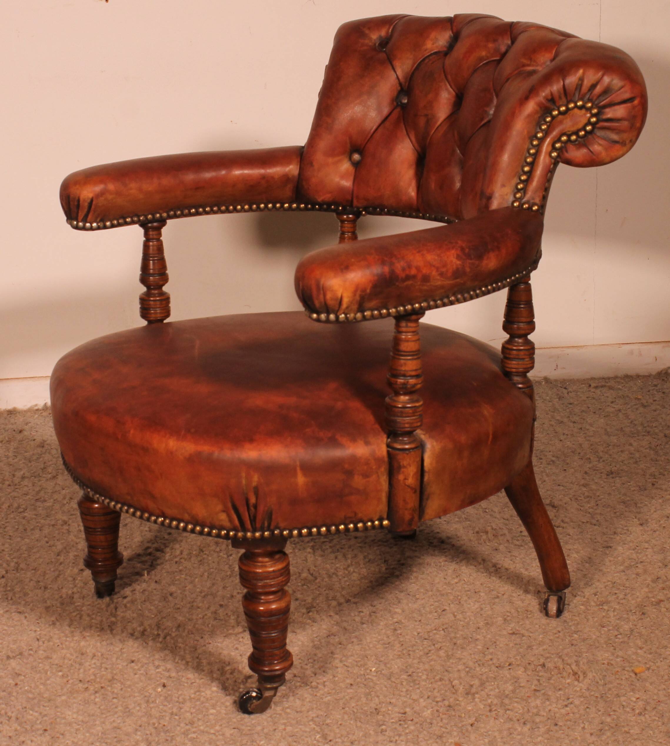 small shepherdess or armchair in mahogany and cognac leather - 19th century