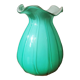 Vase corolle en opaline italienne vert amande