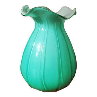 Corolla vase in almond-green Italian opaline
