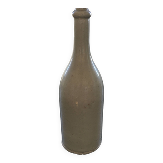 Beige stoneware bottle