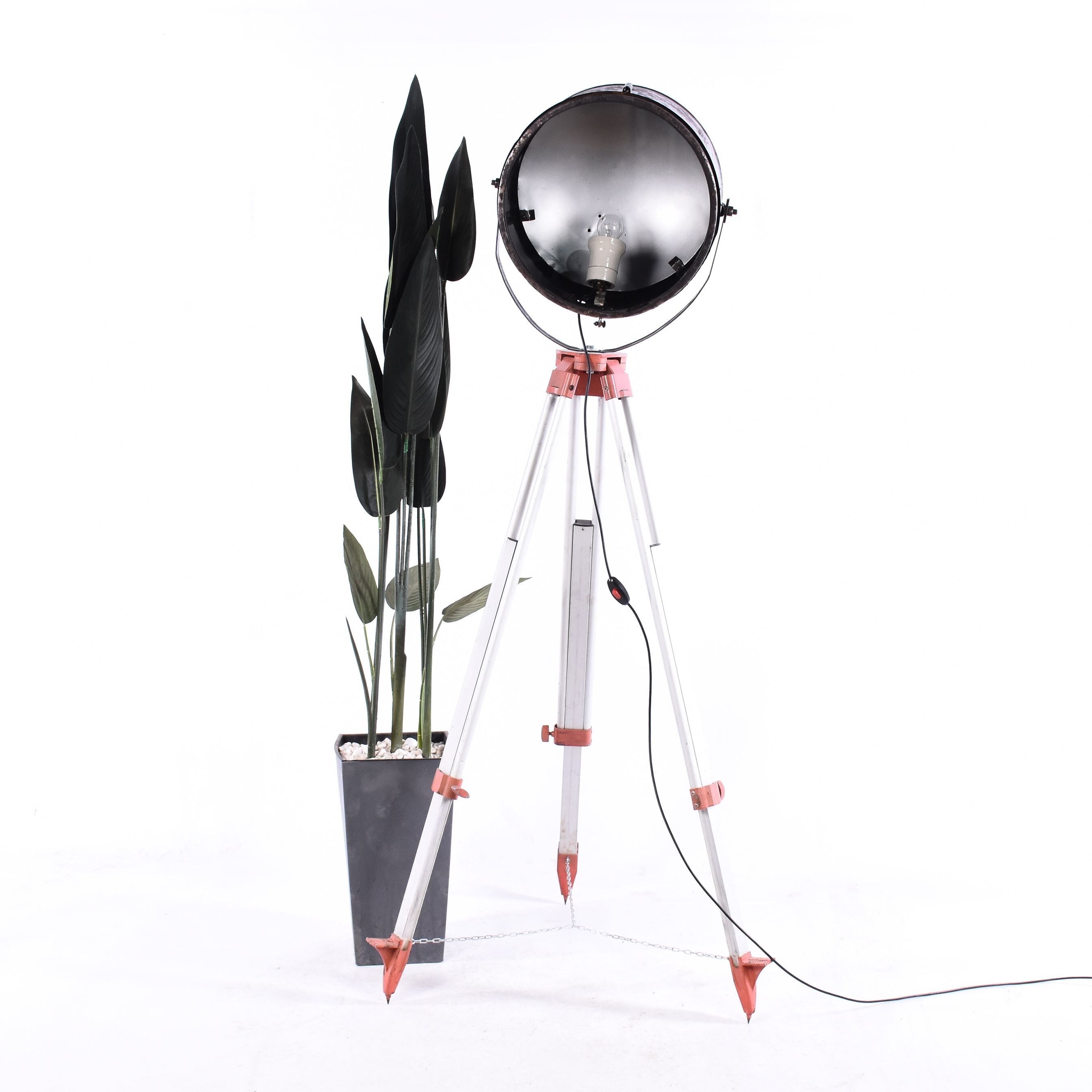 Industrial spot on metalic tripod