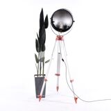 Industrial spot on metalic tripod