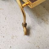 Vintage bar maid service