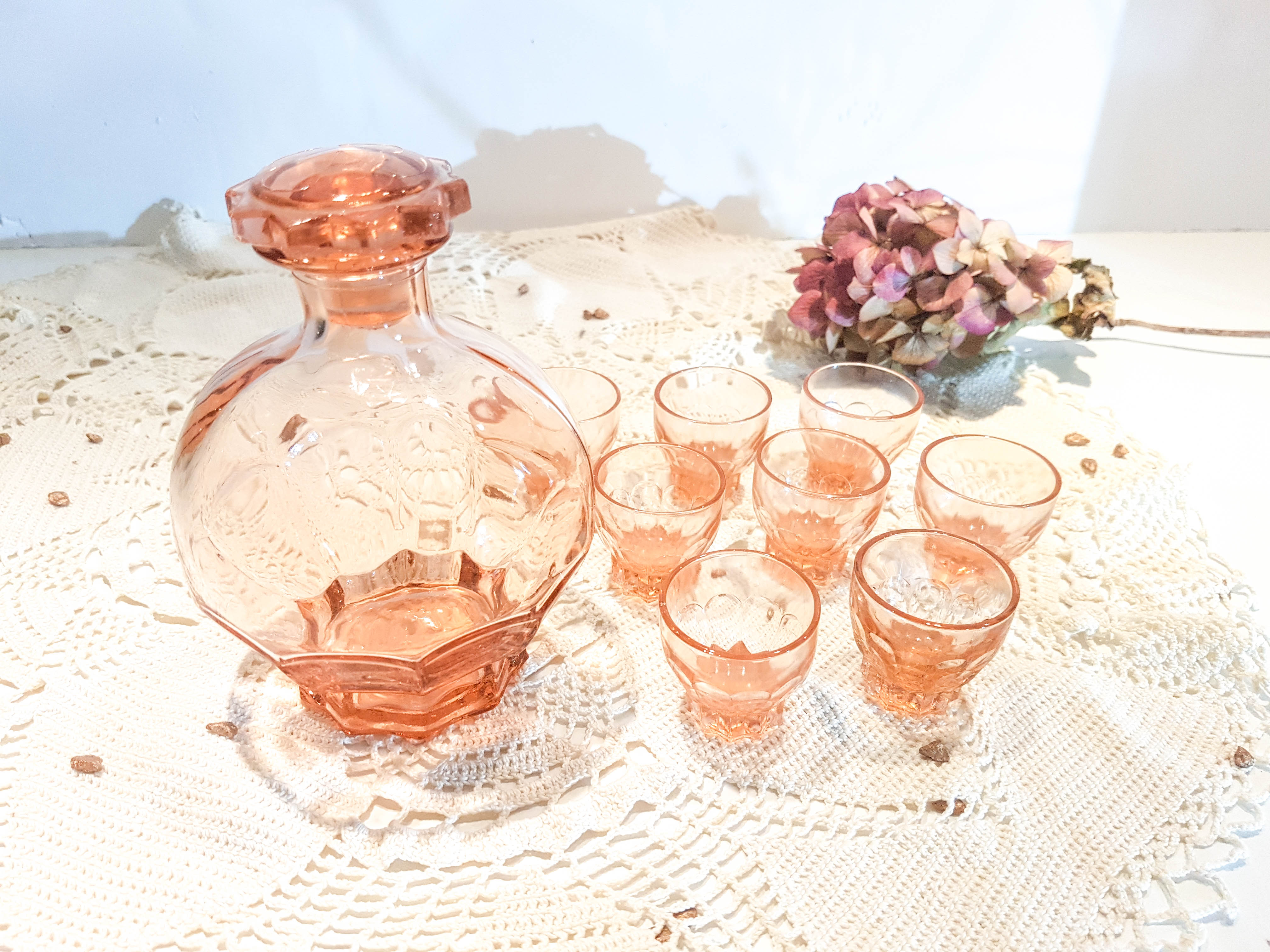 Art Deco-style pink liquor service