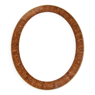 Old frame oval medallion frame