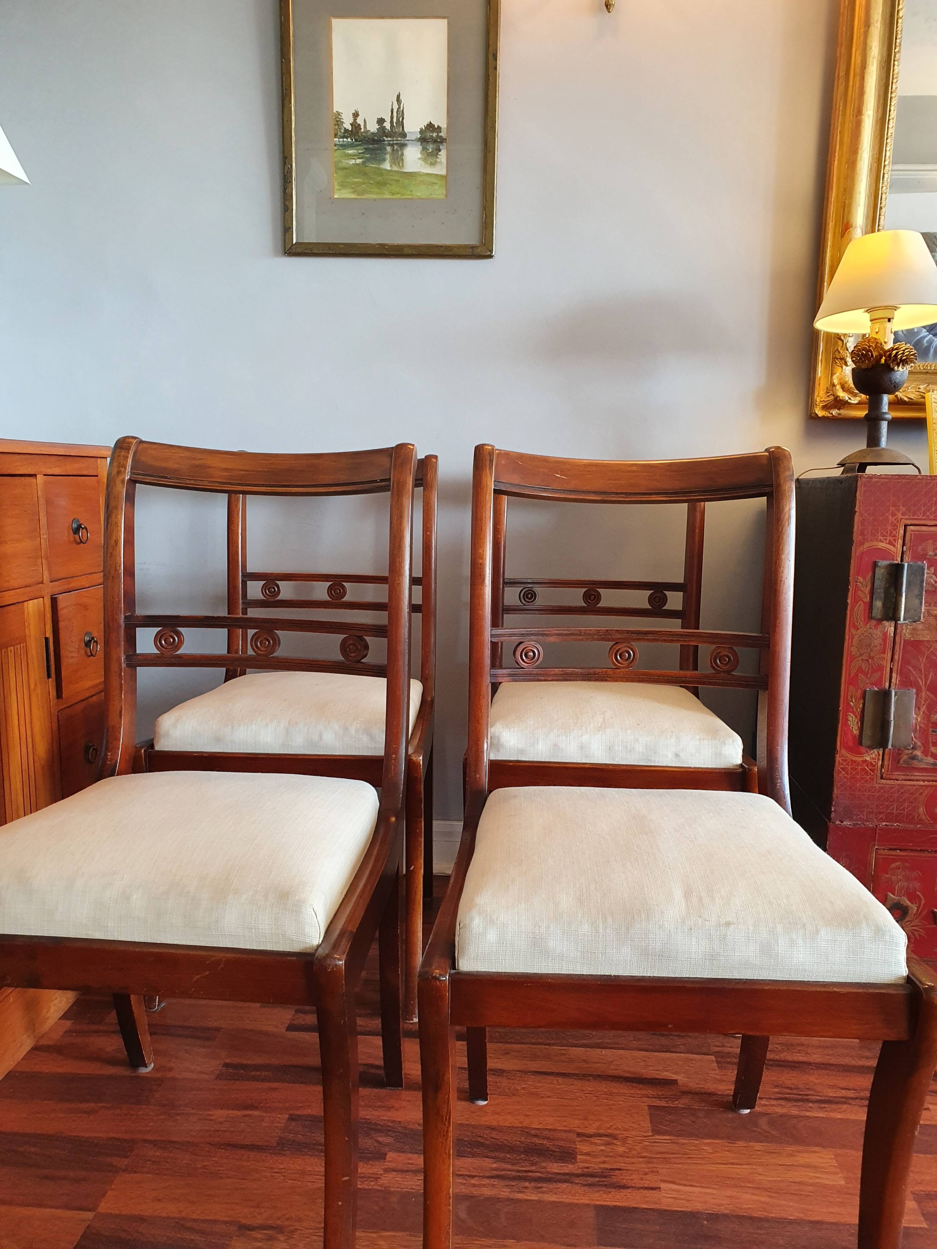 Suite de 4 Chaises d'Époque Restauration (XIXe siècle) – Style Anglais