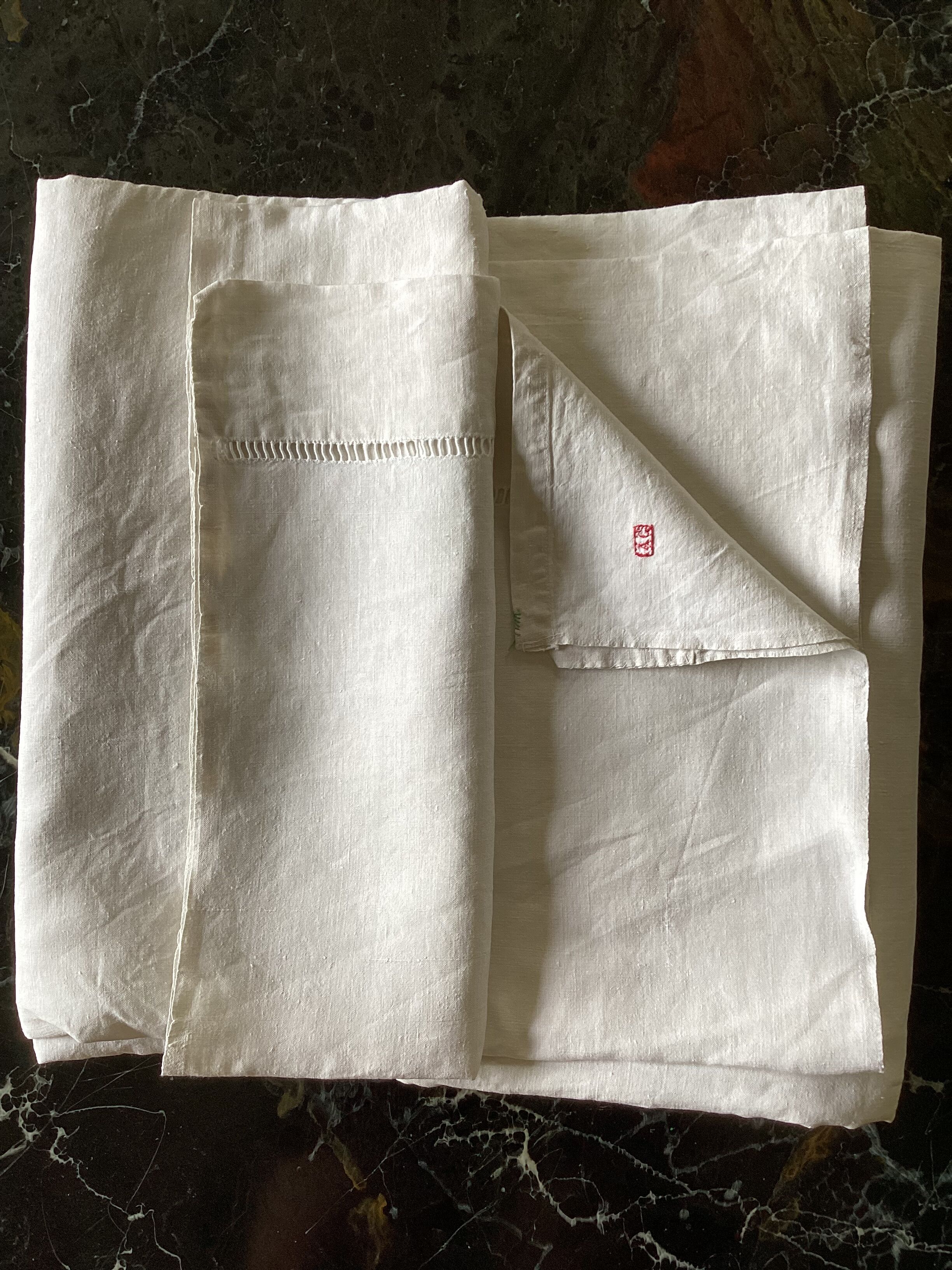 Old wool/cotton sheet dimensions: height -260cm- width -225cm-