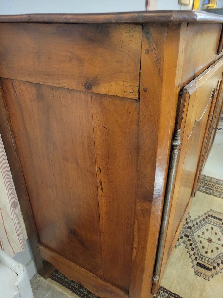 Louis XV Country Buffet