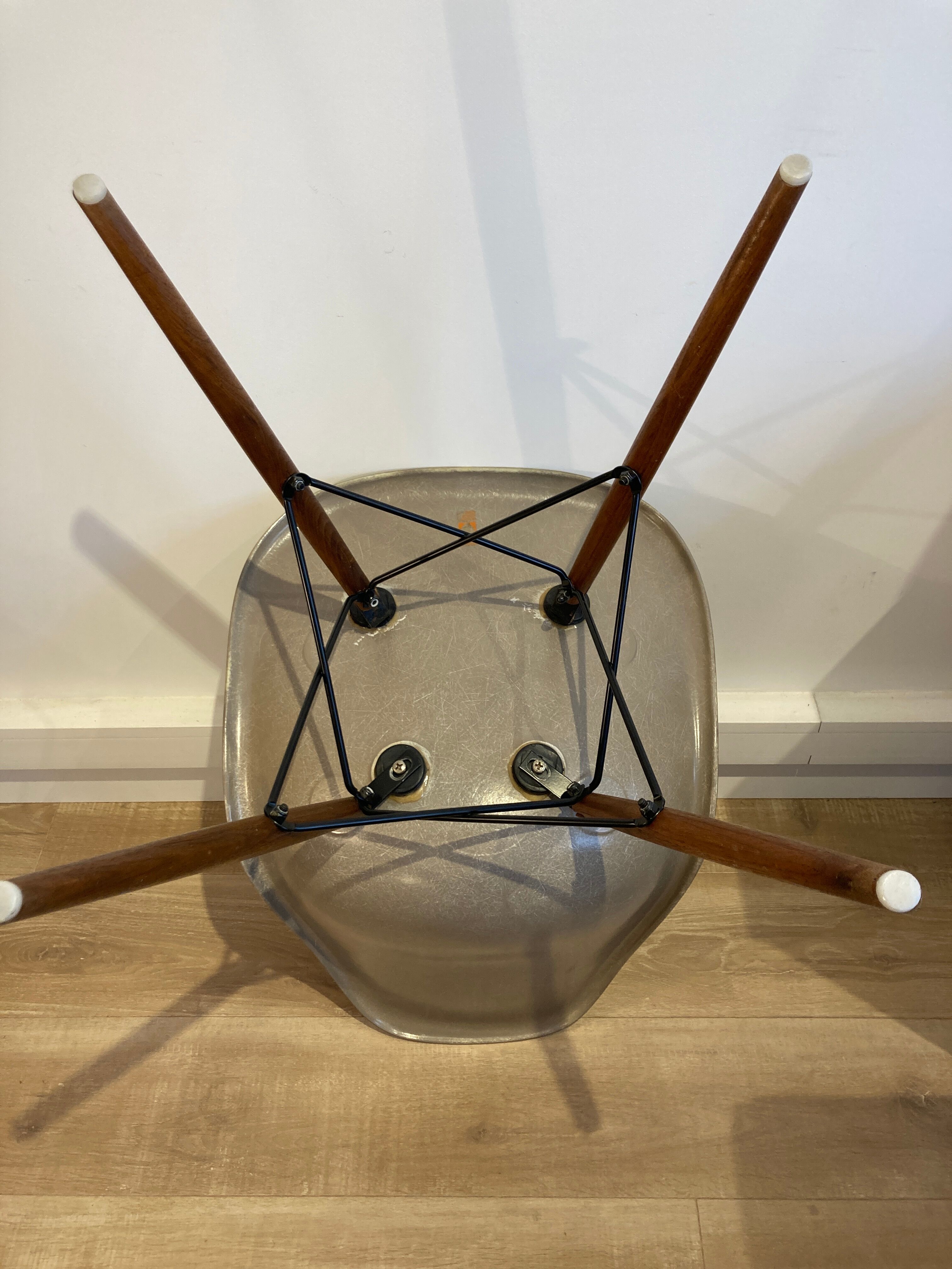 4 Eames DSW Fiberglass Chairs for Herman Miller