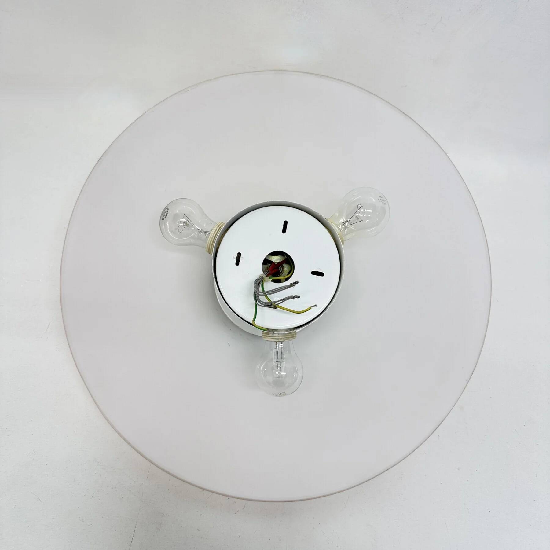 Postmodern Italian pink glass wall lamp, 1980s