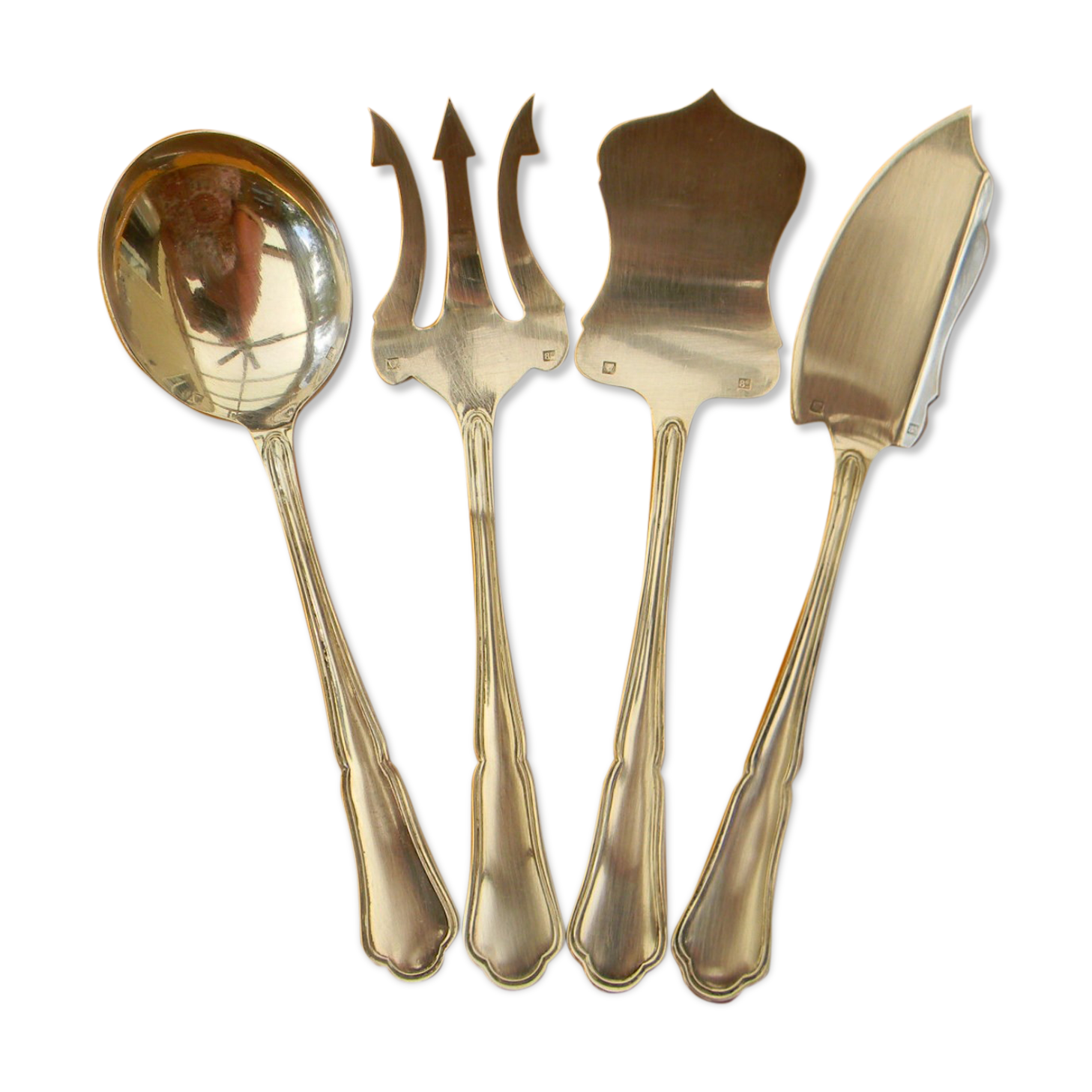 Set of 4 cutlery with silver metal cutlery SAINT MEDARD.