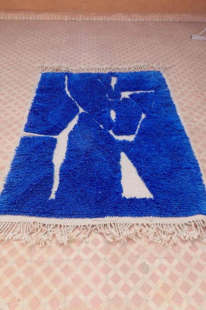 Handmade traditional artisan rug 150/250 cm