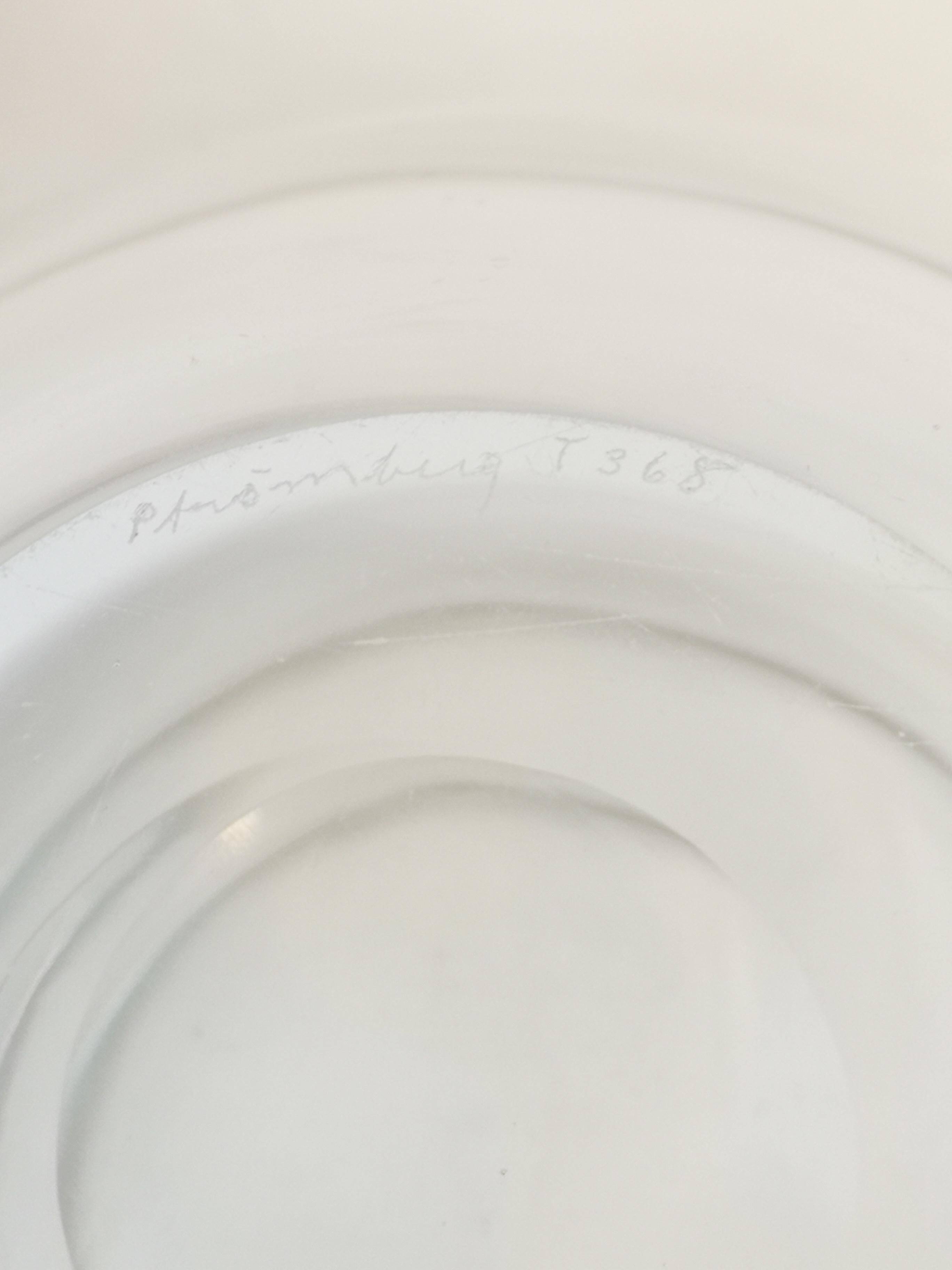 Modern set of 2 crystal bowls by Asta Strömberg, Sweden, 1950s.