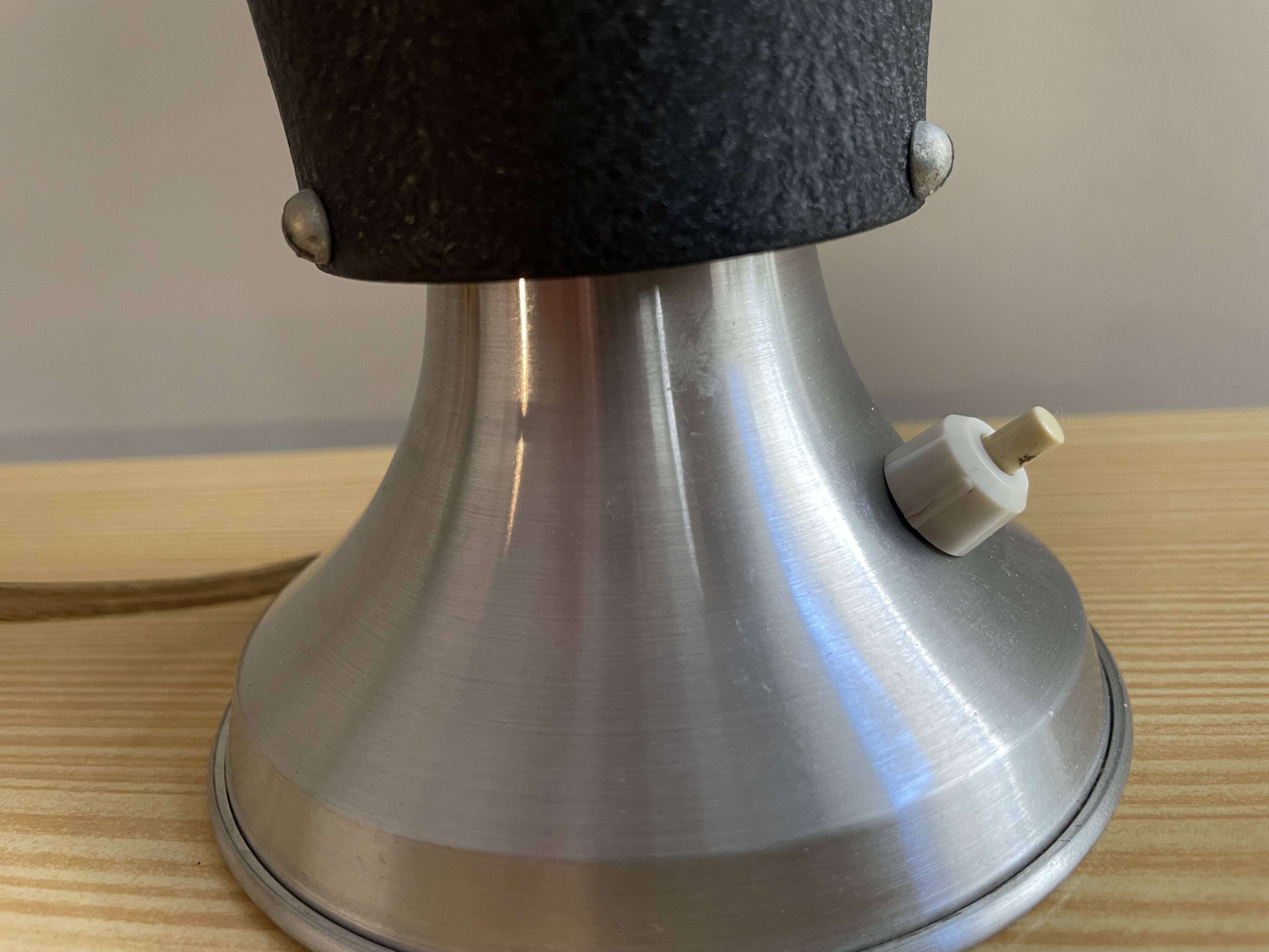 Lampe de table Space Age noire et orange