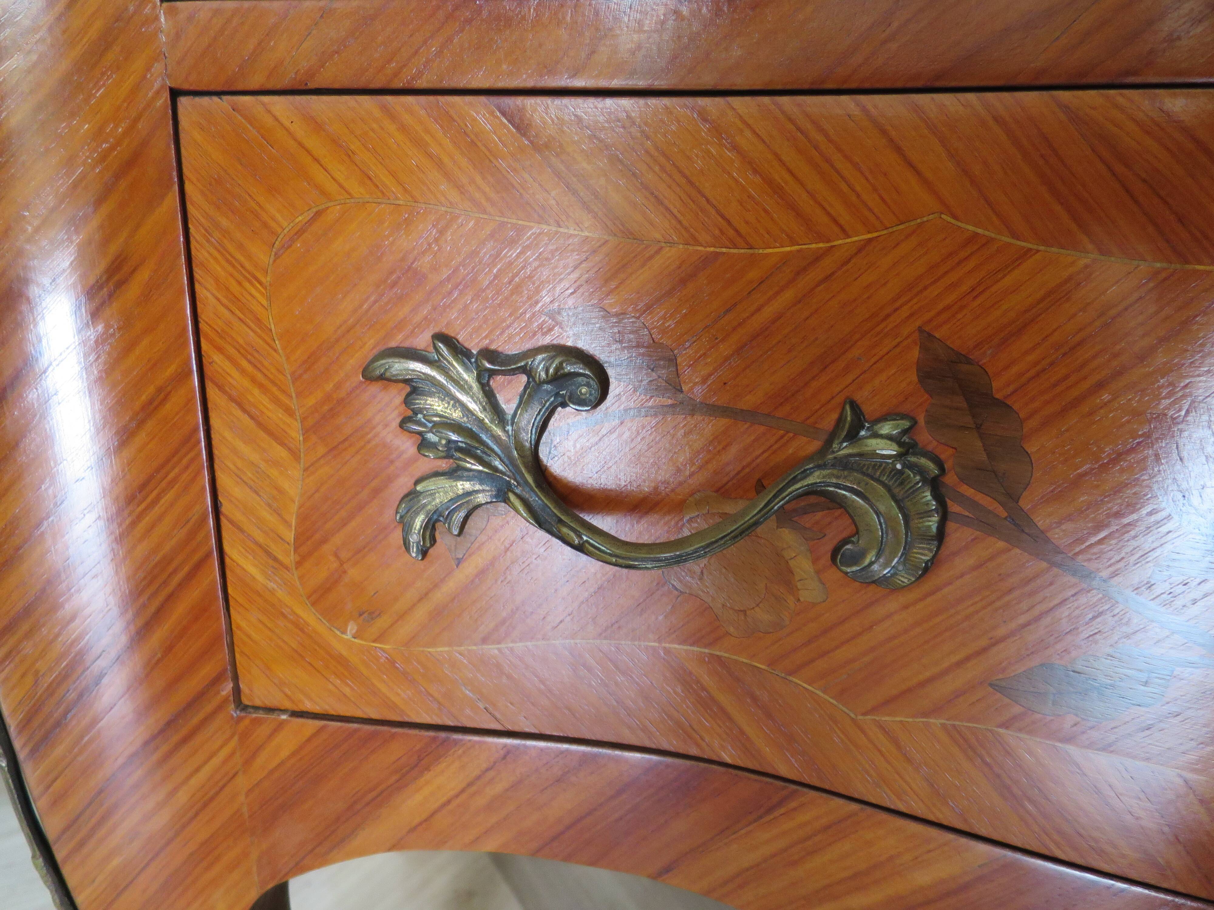 Louis XV commode - 2 drawers - floral marquetry - bronze ornament - 1950