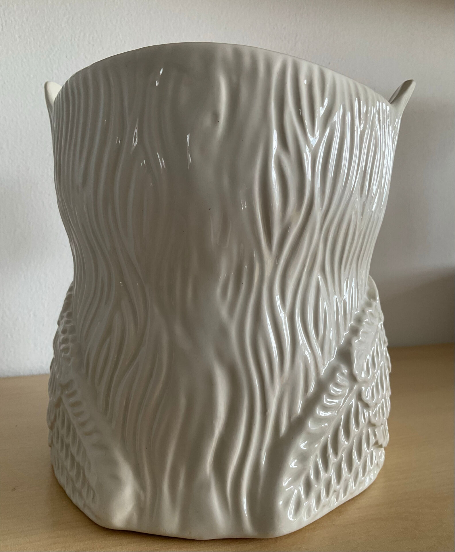 Vintage ceramic owl cache pot signed