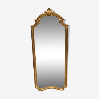 Golden wood mirror, moulded with shell decoration 115 x 47 cm