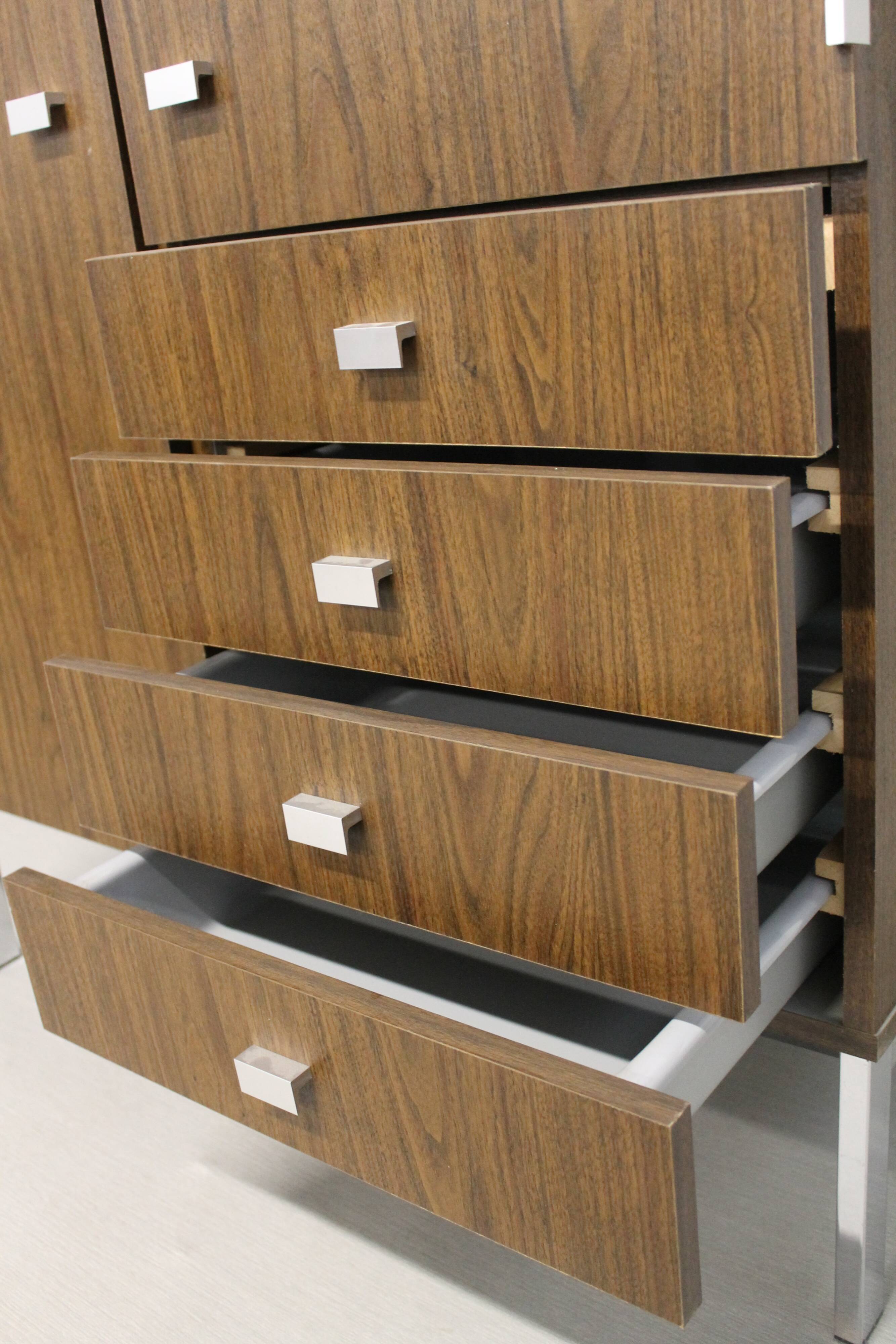 Penderie "1215b" by Pierre Guariche for Meurop