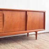 Buffet danois Mid-Century en teck par Axel Christensen Odder pour Odder Møb